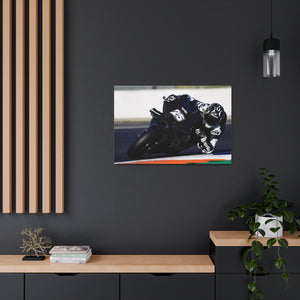 Raúl Fernández racing for Aprilia Racing Team Gresini