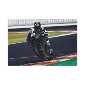 Raúl Fernández popping a small wheelie
